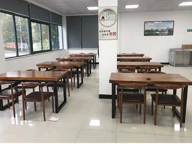 辦公家具，實(shí)木家具，家具生產(chǎn)廠家